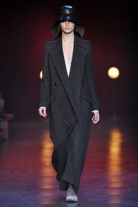 Hussein Chalayan Autumn Winter 2010 Hussein Chalayan Autumn Winter 2010